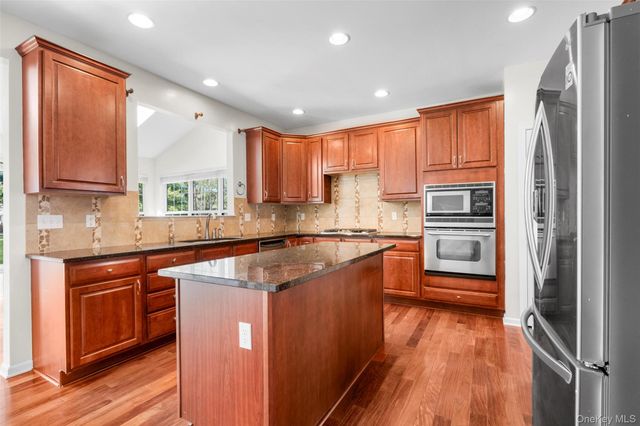 411 Vassar Place, Fishkill, NY 12524