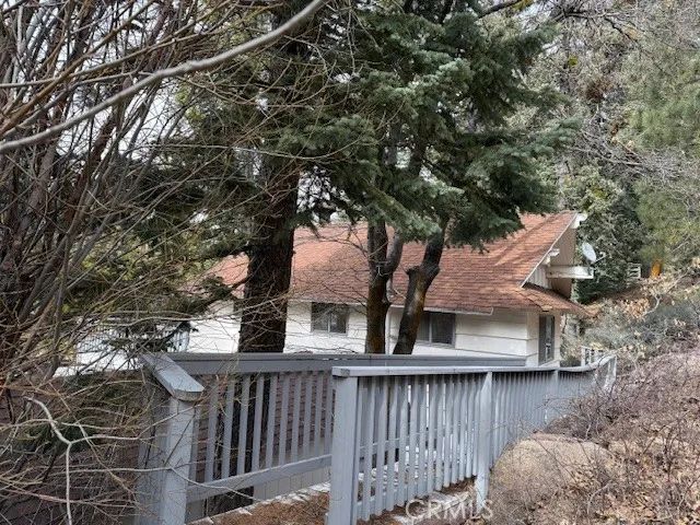 719 Ridge Way, Green Valley Lake, CA 92341