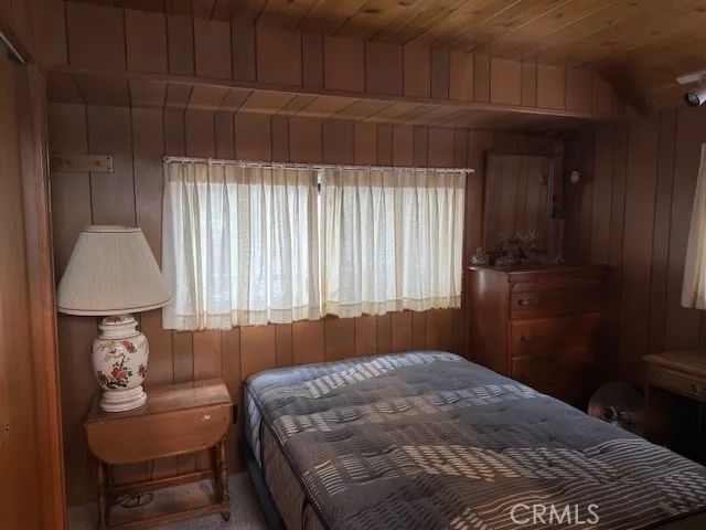 719 Ridge Way, Green Valley Lake, CA 92341