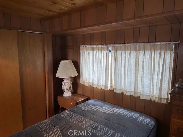 719 Ridge Way, Green Valley Lake, CA 92341