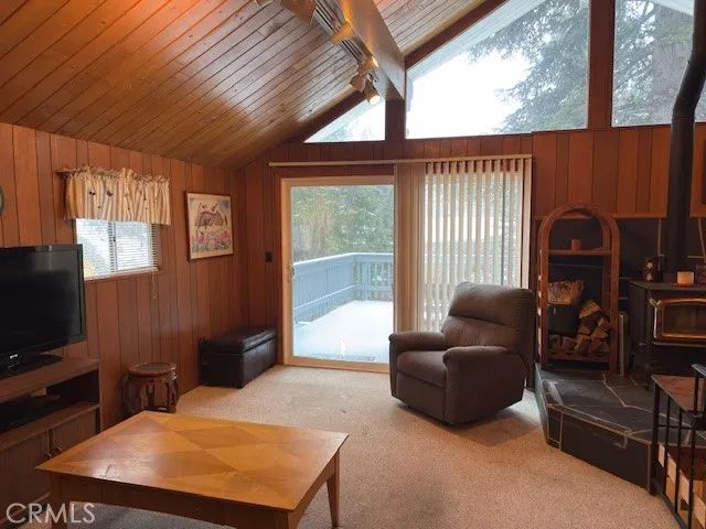 719 Ridge Way, Green Valley Lake, CA 92341