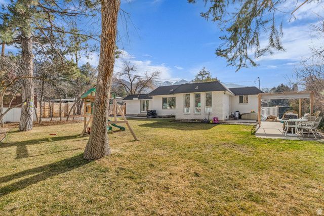 2591 E CREEK RD, Sandy, UT 84093