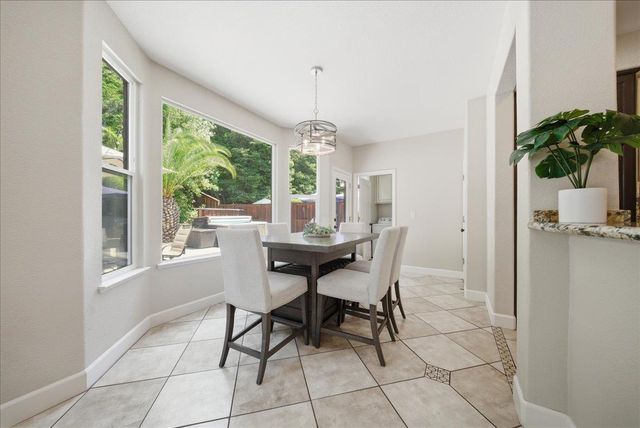 201 Crenshaw Ct, Granite Bay, CA 95746