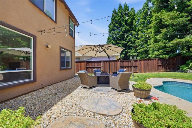 201 Crenshaw Ct, Granite Bay, CA 95746