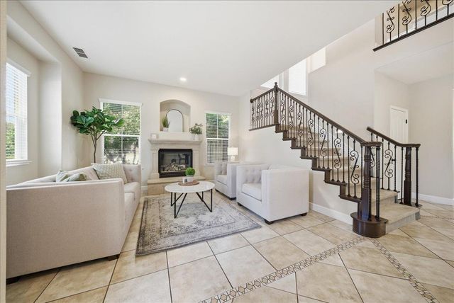 201 Crenshaw Ct, Granite Bay, CA 95746
