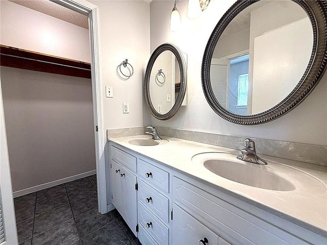 955 Louise Avenue, Mobile, AL 36609