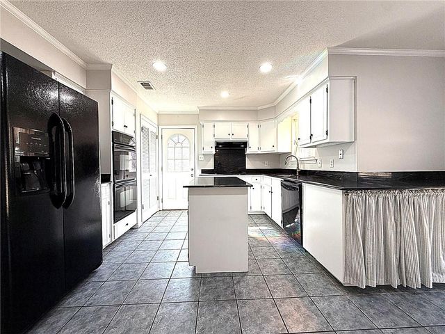 955 Louise Avenue, Mobile, AL 36609