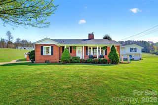 1511 White Oak Road, Bakersville, NC 28705
