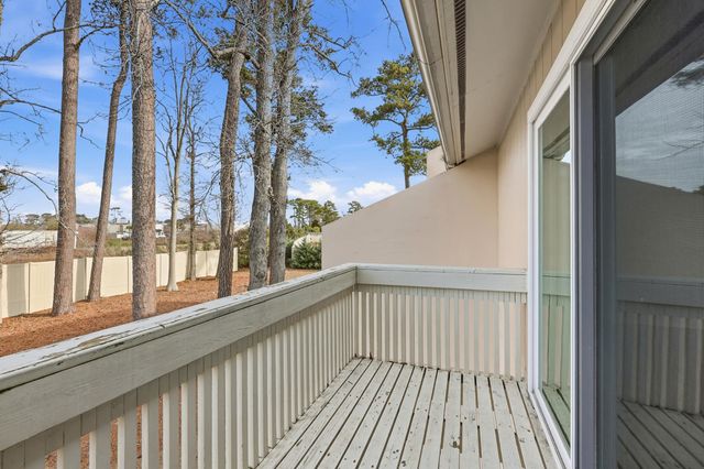 1000 11th Ave N Apt 102, North Myrtle Beach, SC 29582