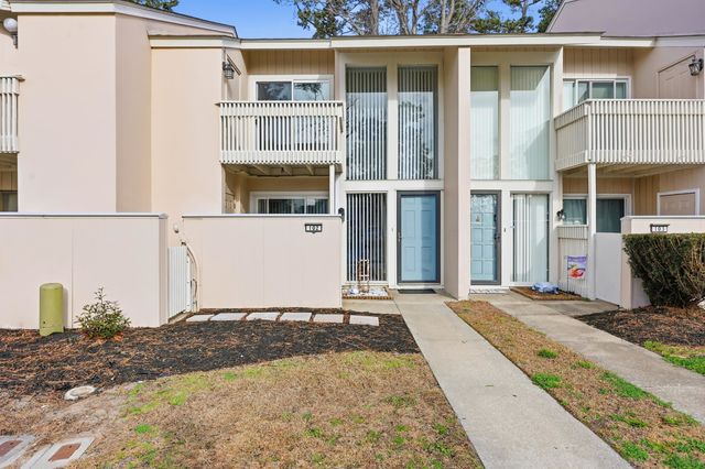 1000 11th Ave N Apt 102, North Myrtle Beach, SC 29582