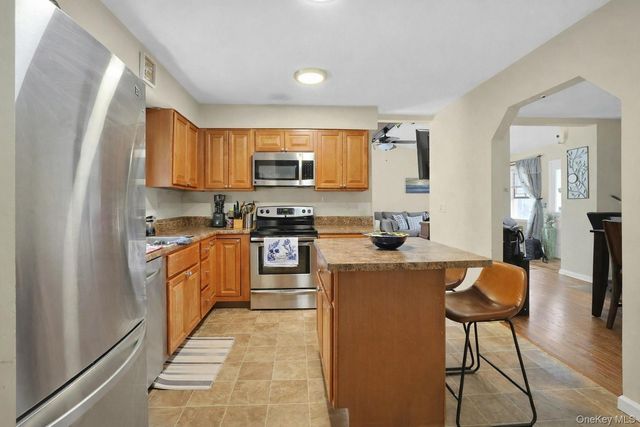 612 Shoddy Hollow Road, Middletown, NY 10940