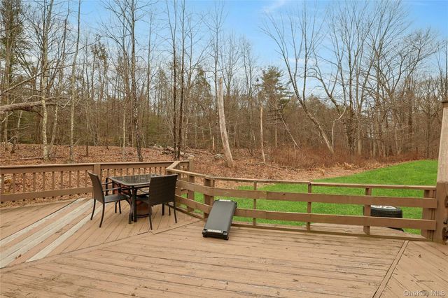 612 Shoddy Hollow Road, Middletown, NY 10940