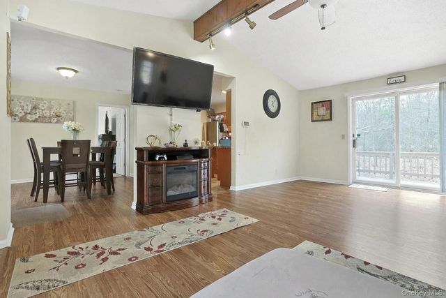 612 Shoddy Hollow Road, Middletown, NY 10940