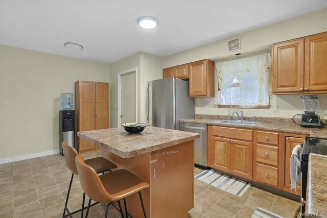 612 Shoddy Hollow Road, Middletown, NY 10940