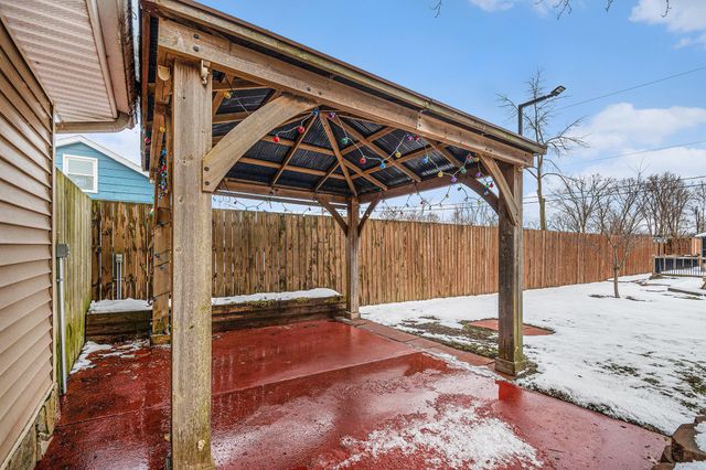 2743 N M 140 Highway, Watervliet, MI 49098