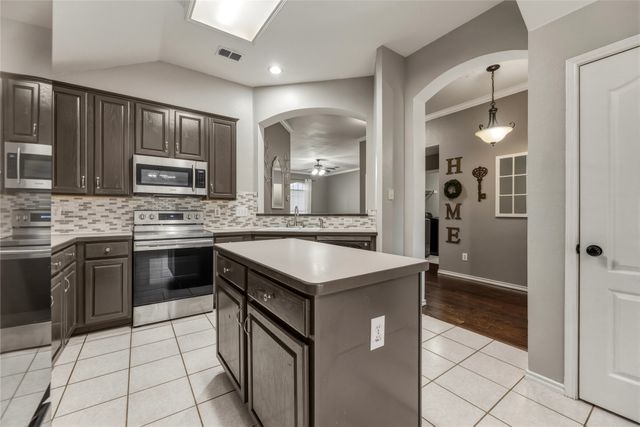 3008 Alcove Lane, Corinth, TX 76210