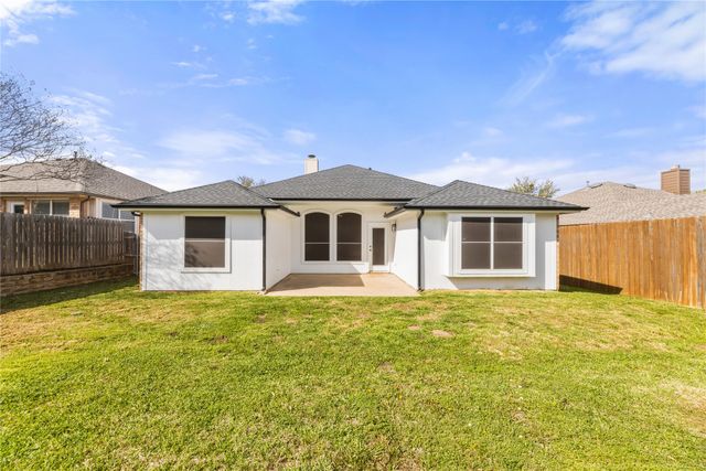 3008 Alcove Lane, Corinth, TX 76210