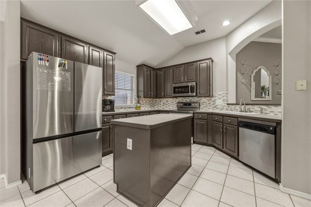 3008 Alcove Lane, Corinth, TX 76210