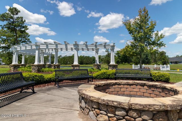 107 Spicer Lake Drive, Holly Ridge, NC 28445