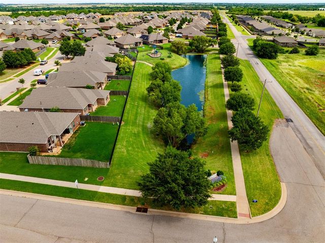 11412 NW 132nd Terrace, Piedmont, OK 73078
