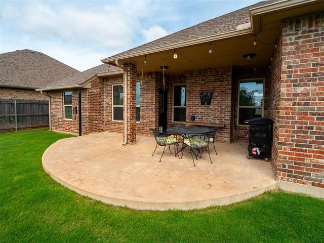 11412 NW 132nd Terrace, Piedmont, OK 73078