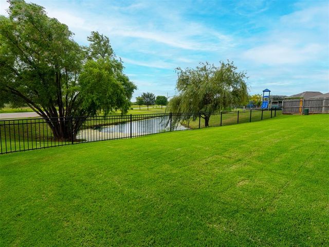 11412 NW 132nd Terrace, Piedmont, OK 73078