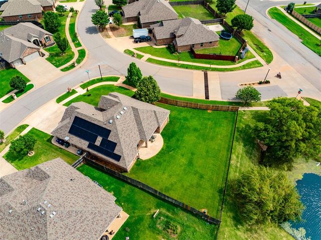 11412 NW 132nd Terrace, Piedmont, OK 73078