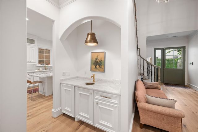 1235 Wynden Oaks Garden Drive, Houston, TX 77056