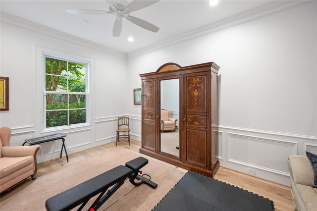 1235 Wynden Oaks Garden Drive, Houston, TX 77056