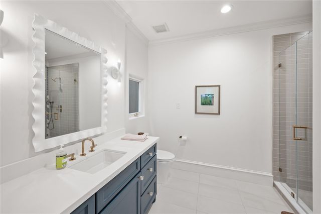 1235 Wynden Oaks Garden Drive, Houston, TX 77056