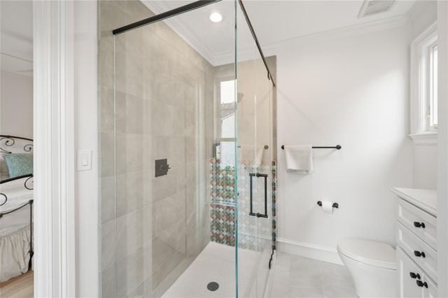 1235 Wynden Oaks Garden Drive, Houston, TX 77056