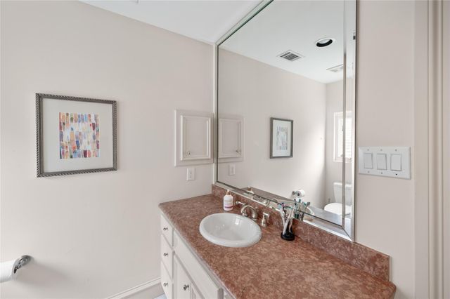 1235 Wynden Oaks Garden Drive, Houston, TX 77056