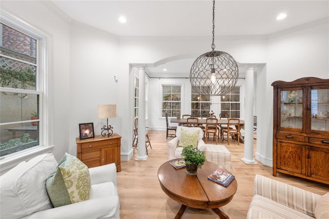 1235 Wynden Oaks Garden Drive, Houston, TX 77056