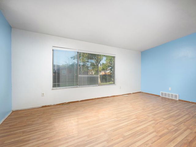 109 Rose Street, South Point, OH 45680