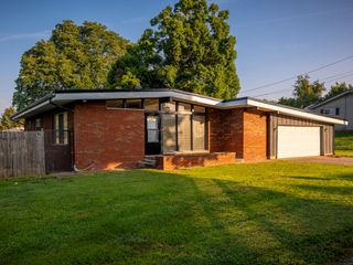 109 Rose Street, South Point, OH 45680