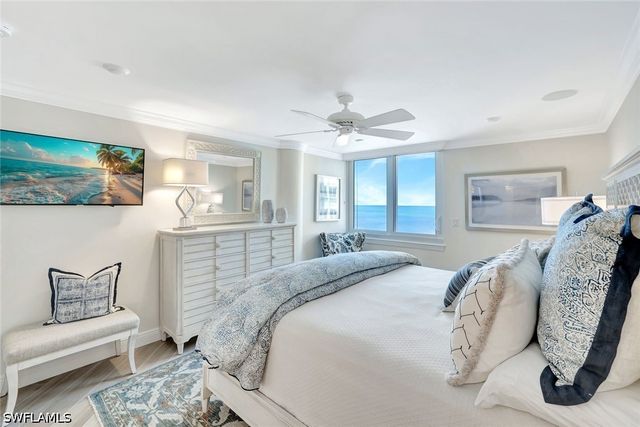 4041 Gulf Shore BLVD N 703, Naples, FL 34103