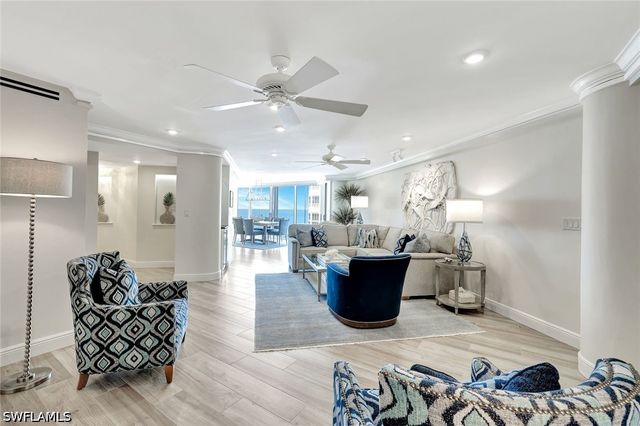 4041 Gulf Shore BLVD N 703, Naples, FL 34103
