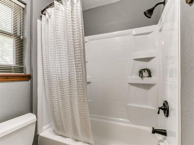 8908 N McMillan Avenue, Oklahoma City, OK 73132