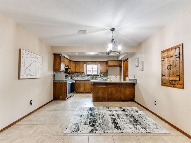 8908 N McMillan Avenue, Oklahoma City, OK 73132