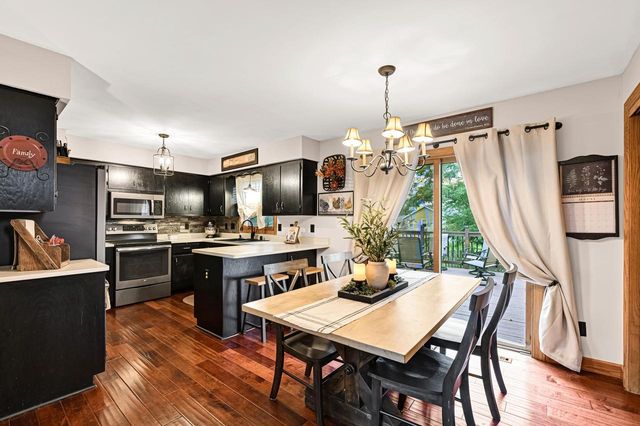 28941 Golden CIRCLE, Waterford, WI 53185