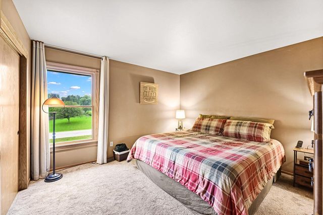 28941 Golden CIRCLE, Waterford, WI 53185