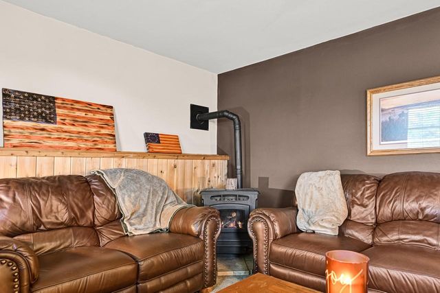 28941 Golden CIRCLE, Waterford, WI 53185