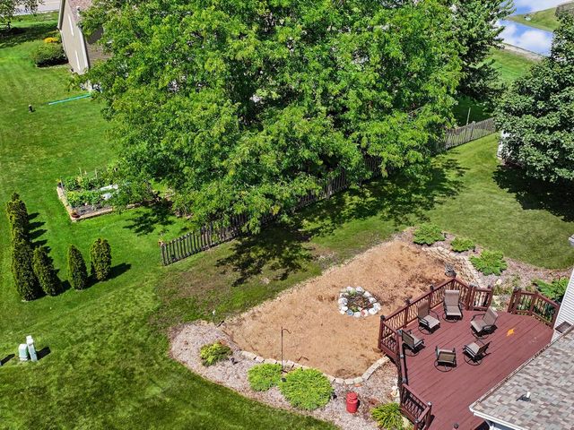 28941 Golden CIRCLE, Waterford, WI 53185