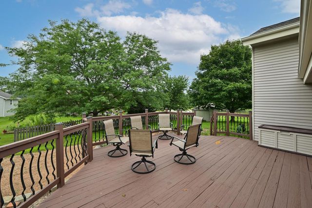 28941 Golden CIRCLE, Waterford, WI 53185