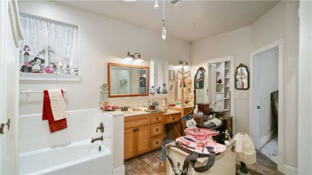 22070 BIG OAK RD, Cedarpines Park, CA 92322