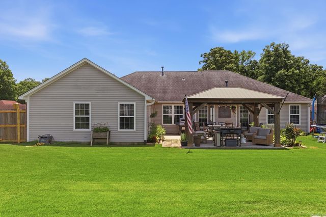 516 Pinnacle Dr, Bryant, AR 72022