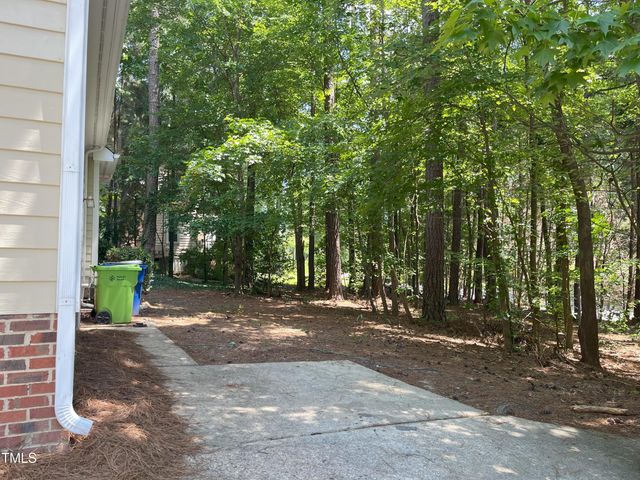 8100 Laurel Mountain Road, Raleigh, NC 27613