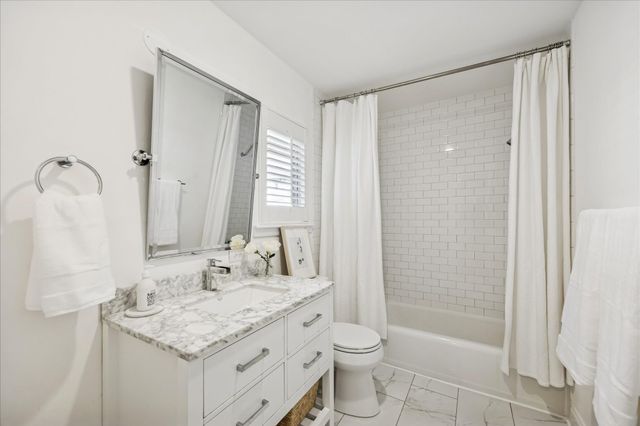 5338 Judalon Lane, Houston, TX 77056