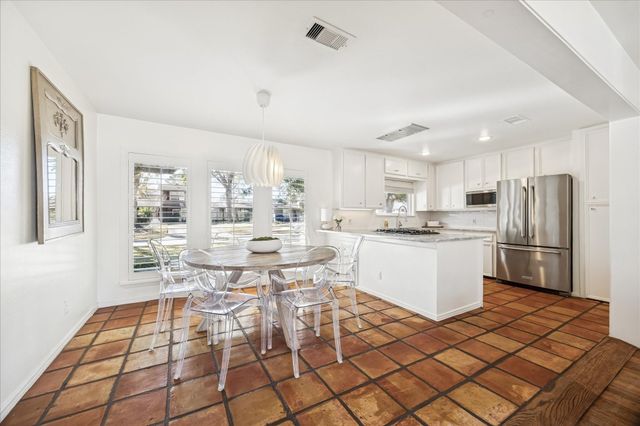 5338 Judalon Lane, Houston, TX 77056