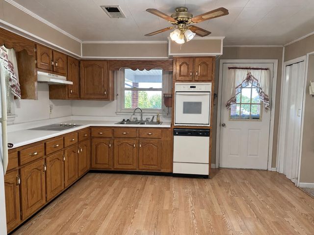 295 KY Hwy 698, Stanford, KY 40484